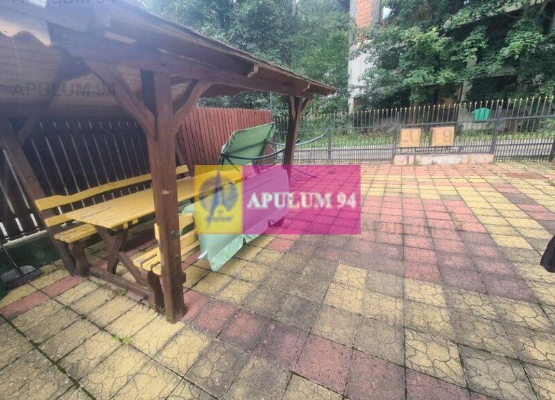 Vila de vanzare in Busteni - Zona Castel Cantacuzino